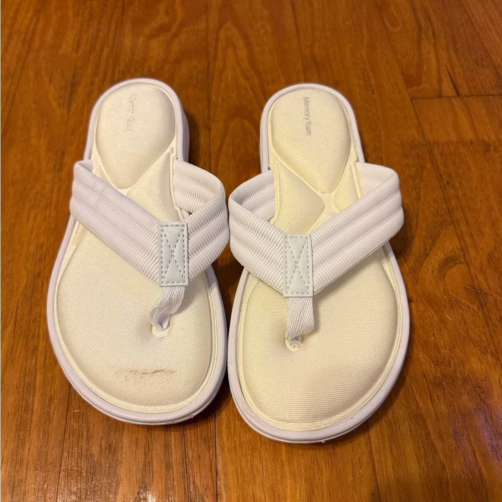 White memory foam shower sandals